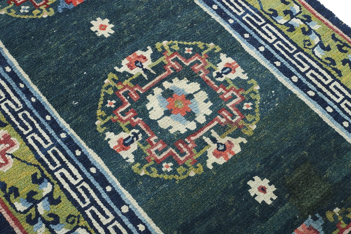 ANTIQUE TIBETAN TSENG-DHRUM 2' 8" x 6' 2" 19th C Rug Detail 2