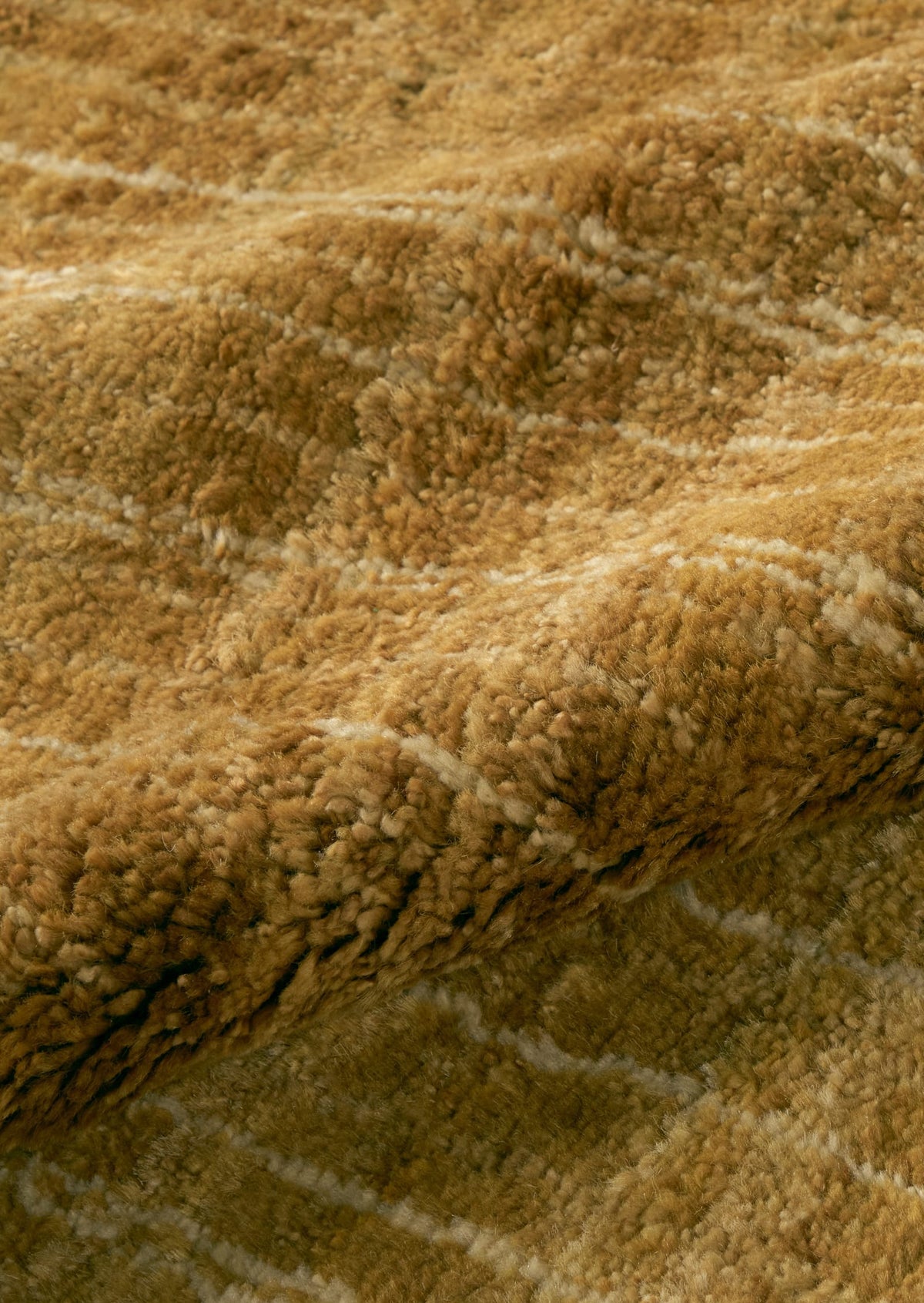 PINSTRIPE AMBER