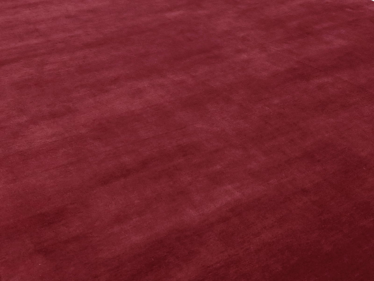 WOOL AND SILK SOLID SCARLET AT