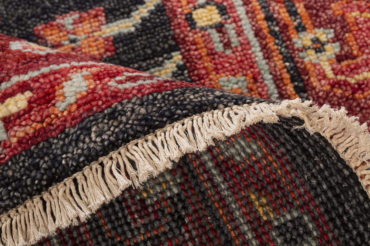 detail image of Bidjar II Charcoal Rust hand knotted area rug design by Tufenkian