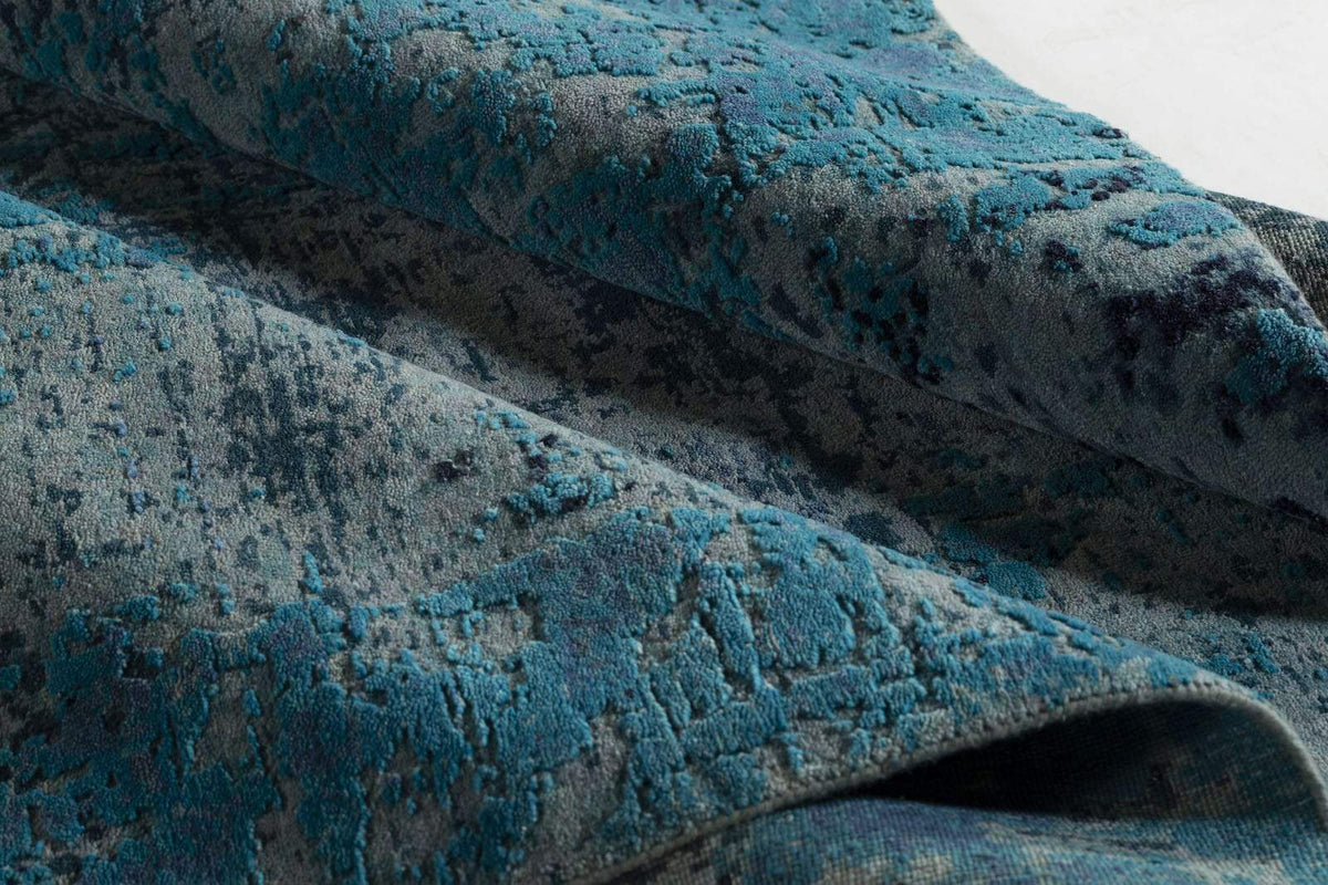 CITY LIGHTS AQUA Product Tufenkian Artisan Carpets