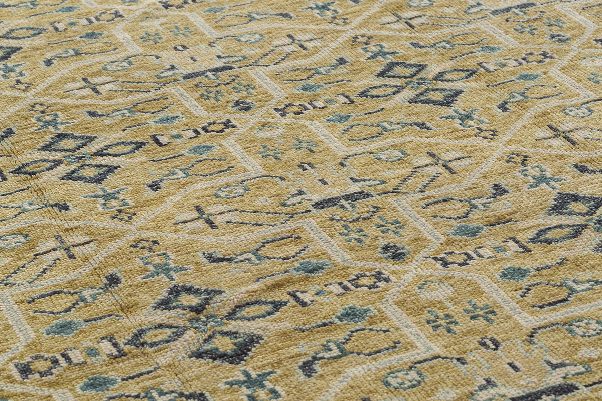 detail image of Persian Lattice Flax hand knotted area rug design by Tufenkian