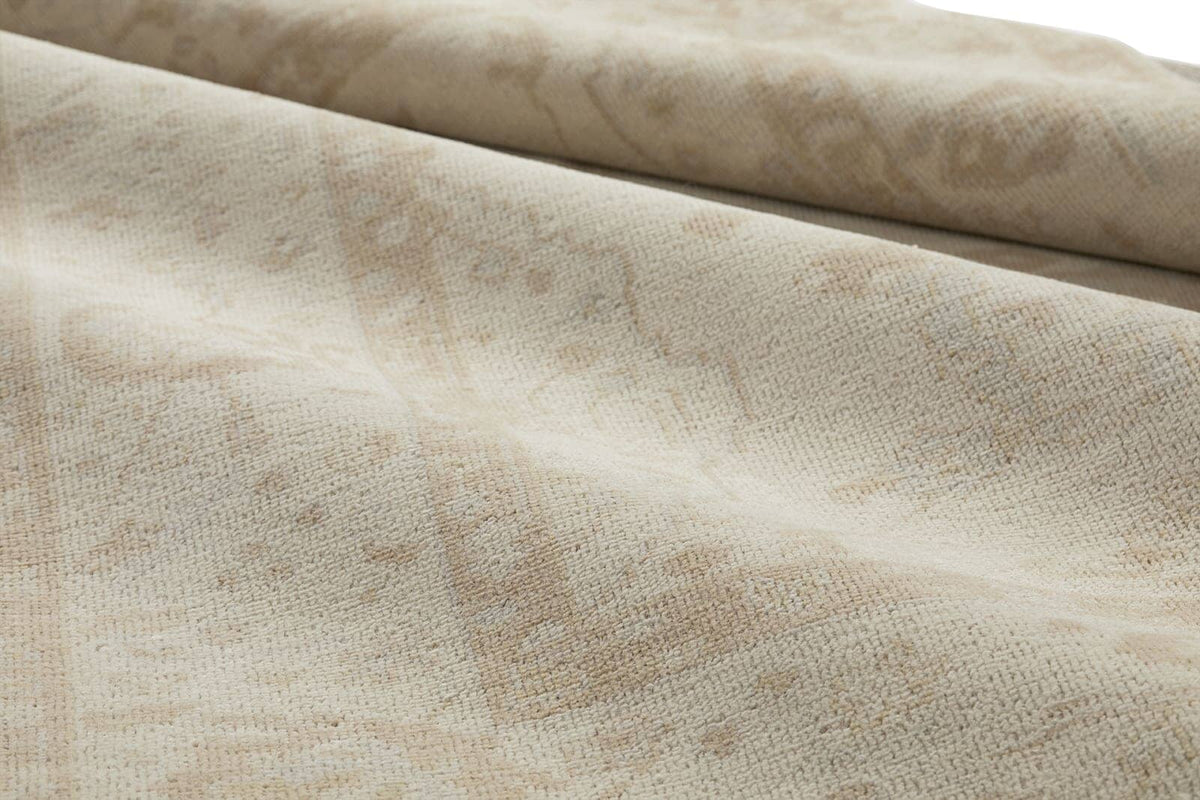 PRAVANA TAN Tufenkian Artisan Carpets