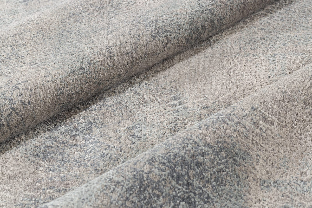 detail image of Stardust Grey Blue hand knotted area rug design by Tufenkian