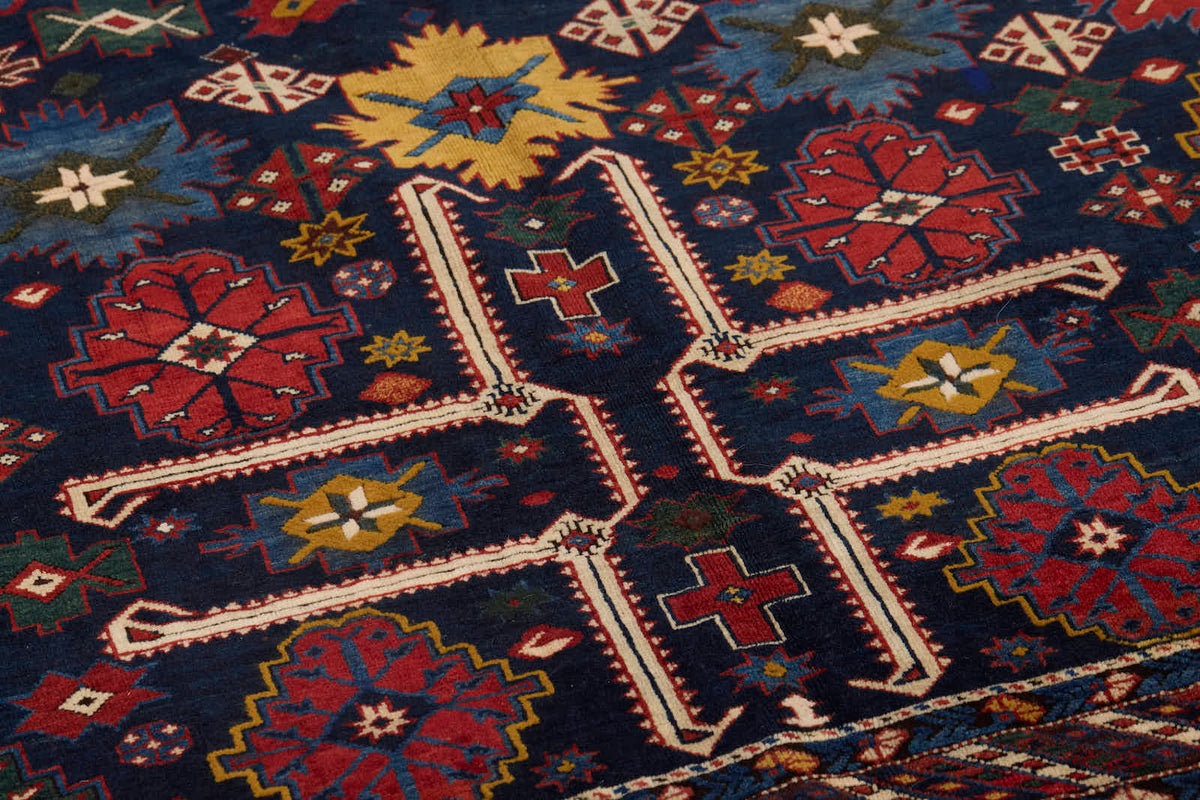 KUBA ANTIQUE 4' 9" X 6' 2"