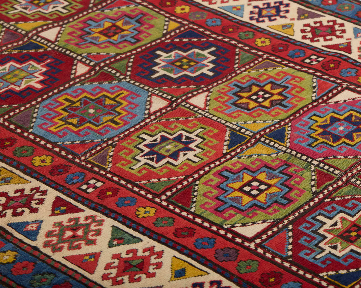 MOGHAN ANTIQUE 3' 6" X 9' 2"