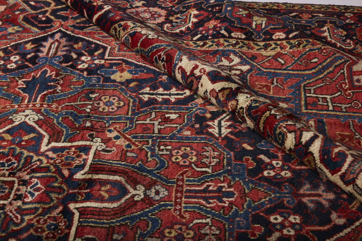 ANTIQUE PERSIAN HERIZ  9' 11 X 13' 7"