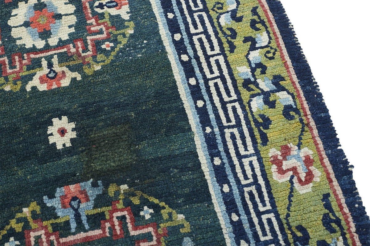ANTIQUE TIBETAN TSENG-DHRUM 2' 8" x 6' 2" 19th C Rug Detail 3