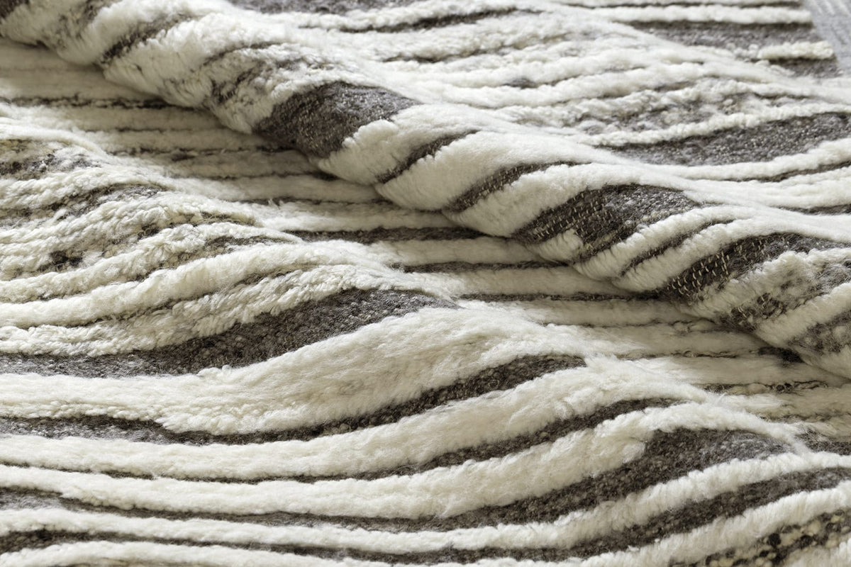 BEVEL GREY HEATHER Rug detail image