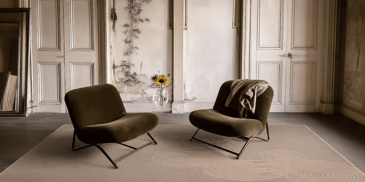 SMOKESCREEN II SILVER BLUSH installation in a cozy vintage lounge with natural light