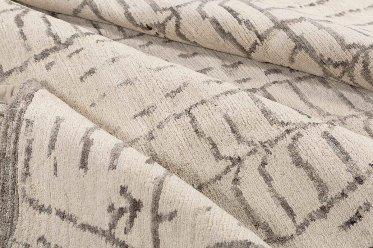 AMALEH II IVORY Product Tufenkian Artisan Carpets 