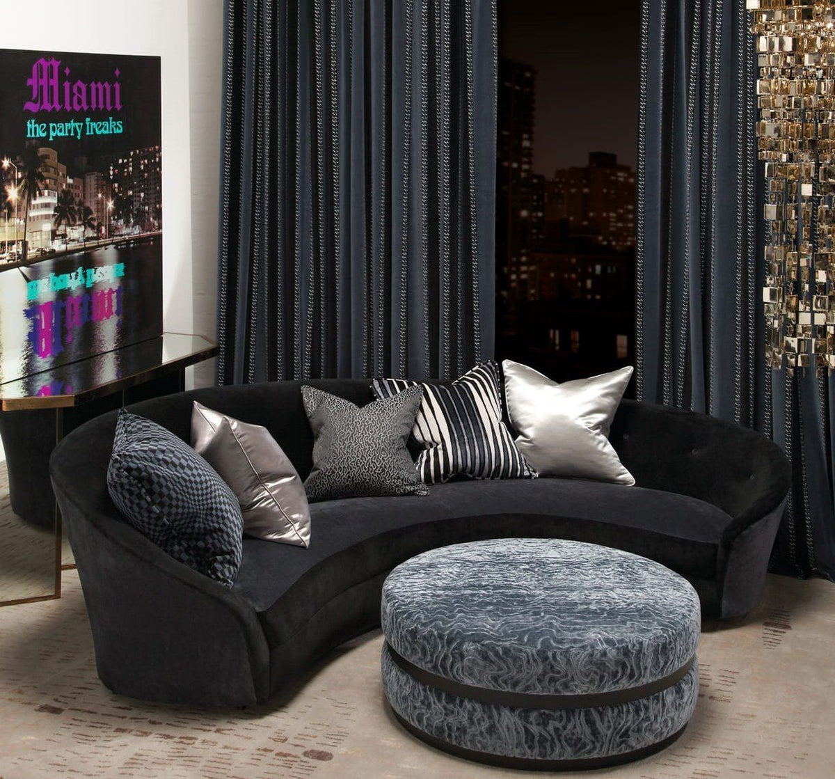 PRATI MOONLIGHT Lifestyle room-image Tufenkian Artisan Carpets 