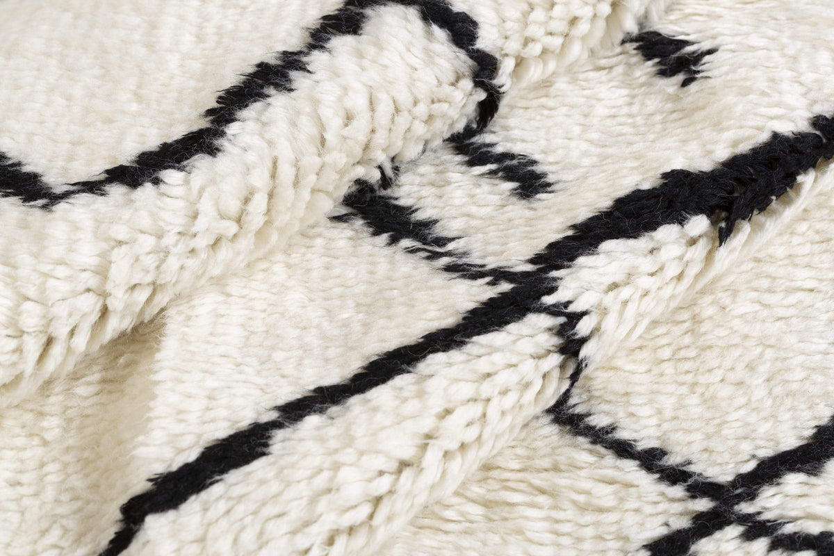 TUNIS WHITE BLACK Product Tufenkian Artisan Carpets 
