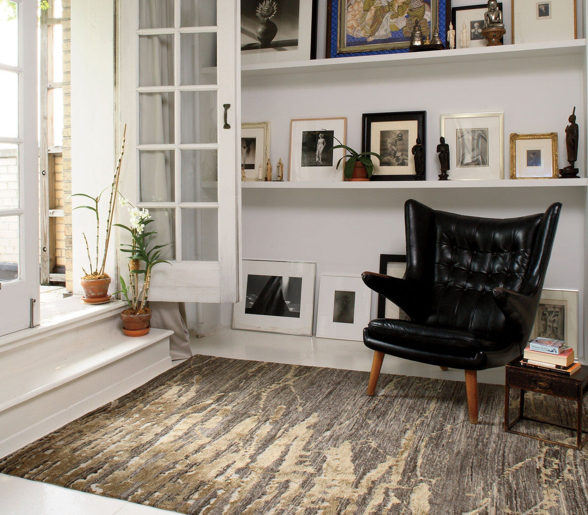 VEN GRAVEL Lifestyle room-image Tufenkian Artisan Carpets 